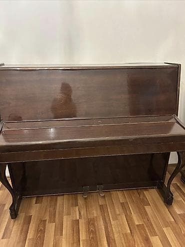 Musiqi alətləri: Upright pianino – “Kouhissuu” (korpus üzərində yazı ilə) - Korpus — 3