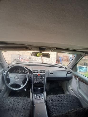 benzin nasos mercedes: Mercedes-Benz E-Class: 1.8 l | 1994 il Sedan — 6