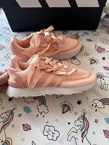 krosofka: Rəng - Çəhrayı Krossovkalar, Adidas, Ölçü: 31, Qız üçün — 3