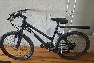 Dağ velosipedi – 26 düymlük təkərlər, ön amortizatorlu çəngəl və