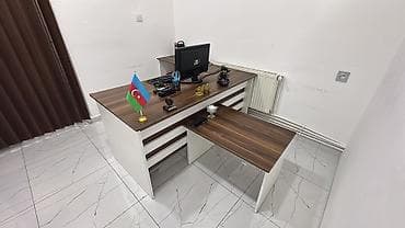 komputer masası: Ofis mebel dəsti – L formalı və əlavə köməkçi masa ilə + 2 qonaq — 4