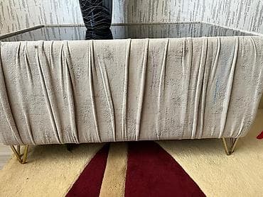 parca stul: Jurnal masası, Açılmayan, Şüşə, Kvadrat masa — 2