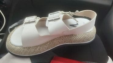 reqs paltarı: Ağ rəngli qadın sandal modeli - Üst hissə: hamar ağ material, iki — 4