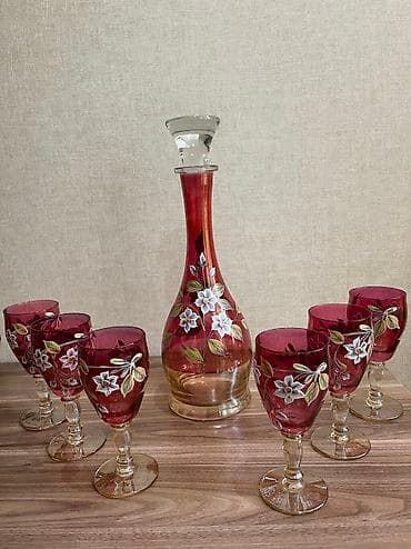 dekor qab: Графин для вина и 6 бокалов с лепкой, производства Чехословакии — 4