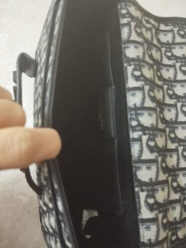 qara rəng şəkillər: Tava — 4