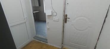 готовые дома продажа: 1 mərtəbəli həyət evi - Tam hasarlı, qapalı həyət. Betonlanmış geniş — 9