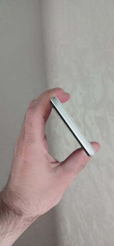 samsung galaxy j6 plus: IPhone SE 2020, 64 GB, Ağ, Barmaq izi — 8