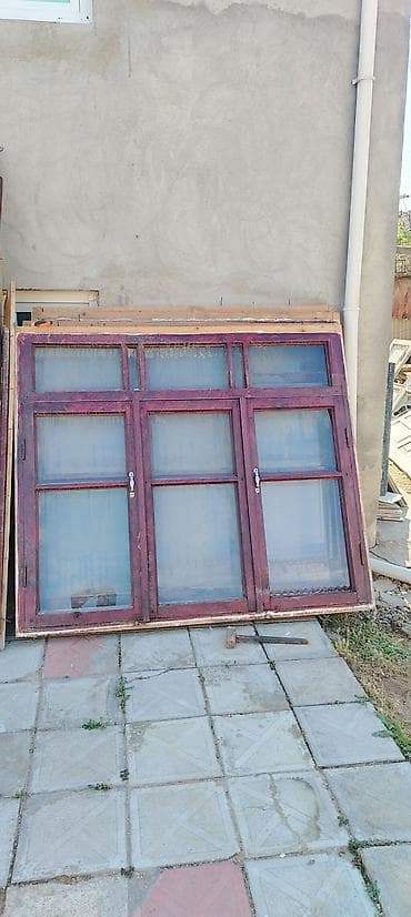 Taxta qapı və pəncərə dəstləri - Material: bərk taxta (rəng: tünd