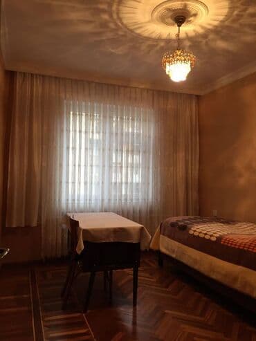 rabocide satilan evler: Bakı, 5 otaqlı, Köhnə tikili, m. Əhmədli, 100 kv. m — 5