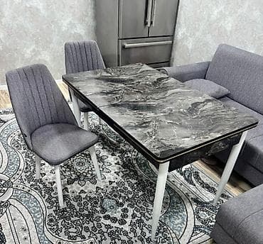 Mətbəx masa dəsti satılır 250₼. 4 oturcağı, mas açılır. Ünvan — 1