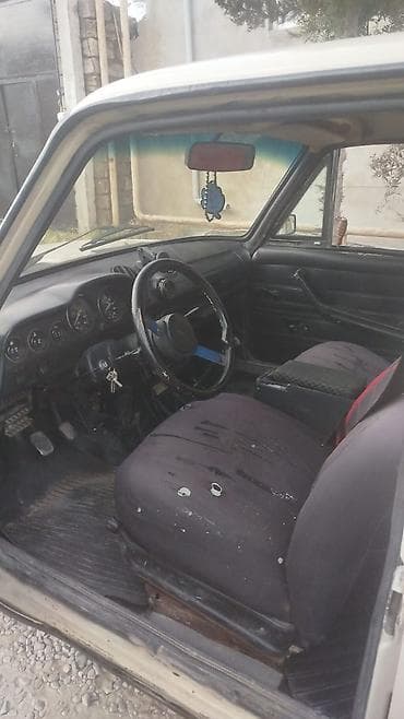 arxa stoplar: VAZ (LADA) 2106: 1.5 l | 1993 il 4325 km Sedan — 3