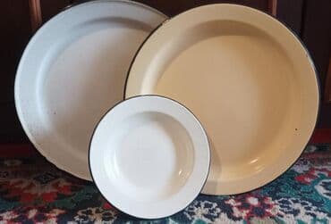 Sovetdən qalan . Böyük - 7 azn, balaca - 5 azn