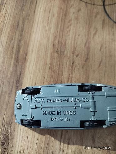 İncəsənət və kolleksiyalar: Masaüstü kolleksiya modeli – klassik kupe tipli metal oyuncaq — 7