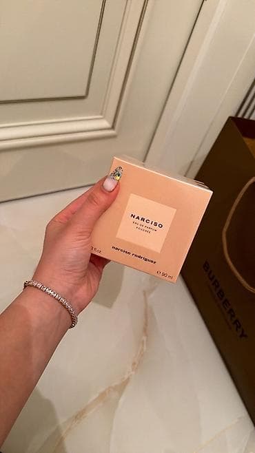 Narciso Rodriguez – Narciso Poudrée Eau de Parfum, 90 ml - Qadın