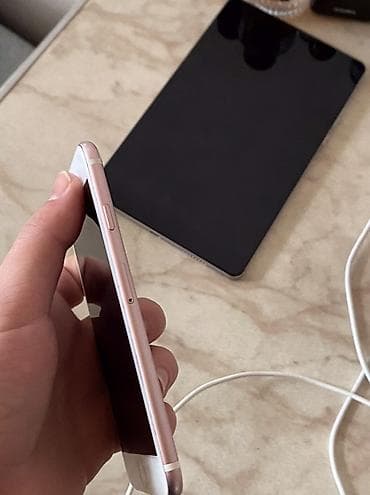 ps 3 oyunları: IPhone 7, 32 GB, Rose Gold, Barmaq izi — 2