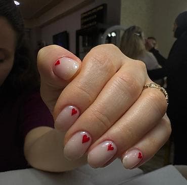 ten effekti qash: Xidmət: Professional manikür və gel lak dizaynı Təsvir: - Klassik — 3