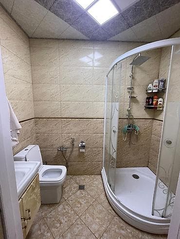 3 otaqlı mənzil – geniş dəhliz və açıq balkon - Planlaşdırma: 3 ayrı — 8