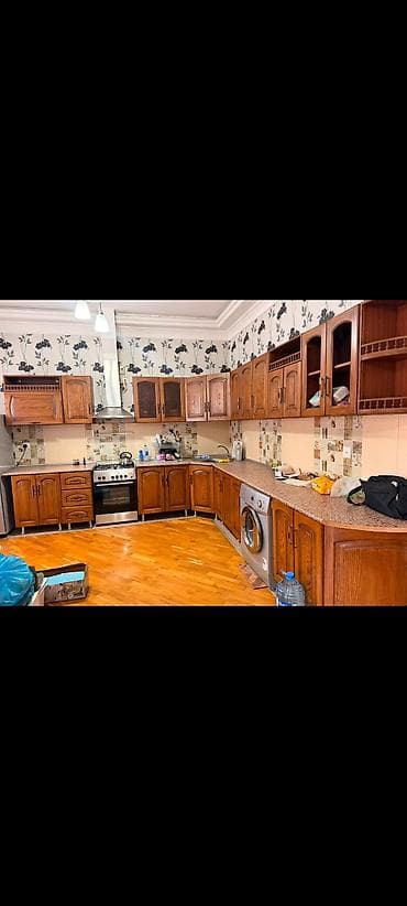 Metbex mebeli ölçüsü 360*330 ustunde moyka aspirator verilir.Qiymeti lalafo.az -da Metbex mebeli ölçüsü 360*330 ustunde moyka aspirator verilir.Qiymeti