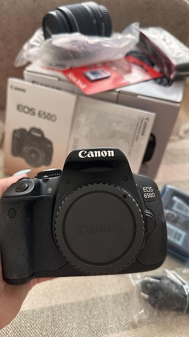 Elektronika: Canon EOS 650D EF-S 18-55 IS II Kit YENİ-sıfır - 18.0 MP APS-C CMOS — 1