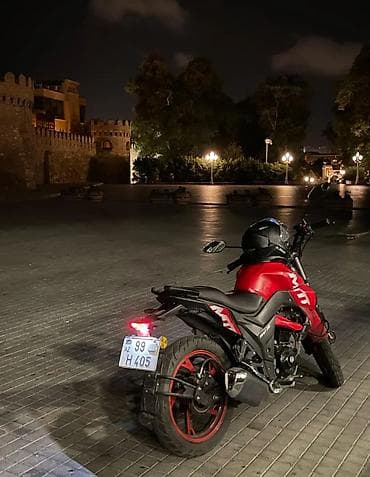 moped suzuki: 200 sm3 — 3