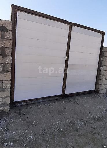 qapi darvaza: Qalada heyet satılır 12 sot .opwi satılır hisse hisse yox — 1