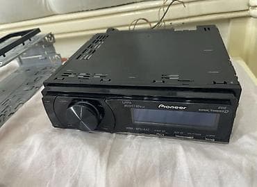 arxa manitor: Pioneer DEH-P7150UB avtomobil maqnitofonu Xüsusiyyətlər: - Ön paneldə — 4