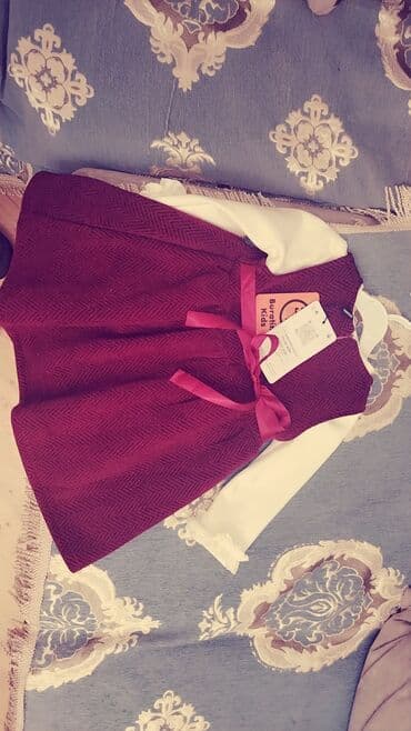 sarafanlar 2020: Uşaq paltarı dəsti heç geyinilməyib uşağa balaca olduğu üçün.2,3,4 — 4