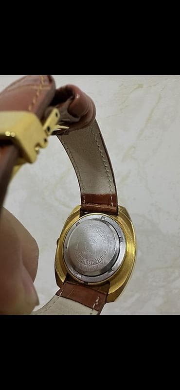 orient saat 1980: Qol saatı, Zarya, rəng - Qızılı — 4