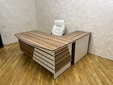 Kompüter masası, Açılmayan, Laminat, Künc masa