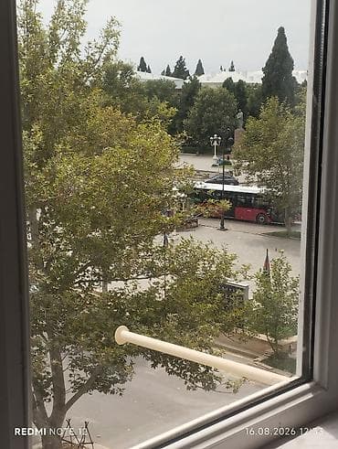 maştağa kiraye: Salam.Ev Texnologiya universitetinin böyründəki binadı. Təmirdən sonra — 10