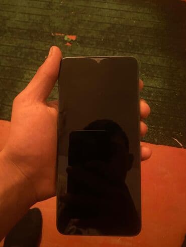 iphone 16 dubay: Məhsul: Xiaomi Redmi smartfon - Korpus: boz/gümüşü tonlarda mat arxa — 2