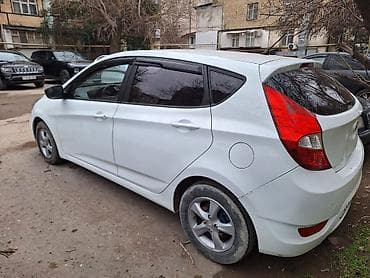 hunday veloster: Hyundai Accent: 1.6 l | 2012 il Hetçbek — 8