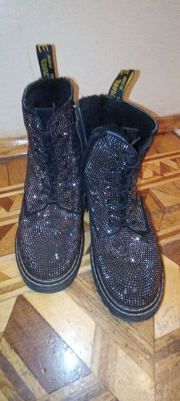 brend qadin ayaqqabilari: Ölçü: 37, rəng - Qara, İşlənmiş — 1