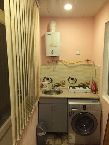 kredit tek sexsiyyet vesiqesi ile: Nizami rayonuXalqlar metrosuna yaxınSiyaqut restaranının yanı 5 — 6