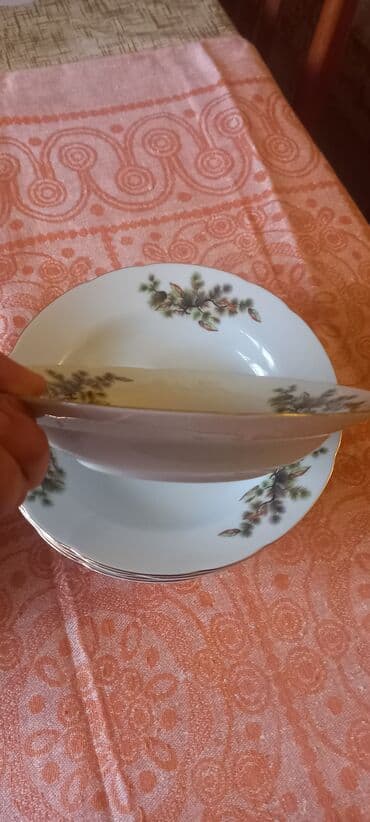 Qab-qacaq və mətbəx ləvazimatlarının alışı: Boşqablar, 6 ədədli dəst, rəng - Ağ, Farfor, Yaponiya — 6