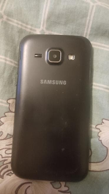 kohnə telefon: Samsung Galaxy J1 2016, 4 GB, rəng - Qara, İki sim kartlı — 2