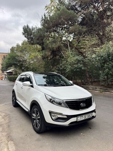 Yağlar və avtokimyəvi maddələr: Kia Sportage SX GDI – ağ rəngli, şəhər və uzun yol üçün komfortlu — 1