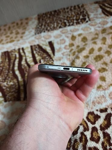 htc one m7 802w dual sim silver: Honor Magic 7 Pro, 512 GB, rəng - Gümüşü, İki sim kartlı — 3