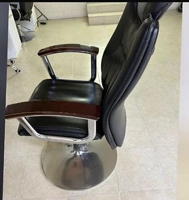 Kreslo 160 azn satilir‼️unvan bine l1769p sekine lalafo.az -da Kreslo 160 azn satilir‼️unvan bine l1769p sekine