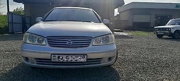 Nissan Sunny: 1.3 l | 2008 il Sedan