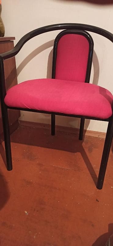 Sifarislə yigilma bag evleri ucun stul. Dəmir materialdan hazirlanib lalafo.az -da Sifarislə yigilma bag evleri ucun stul. Dəmir materialdan hazirlanib