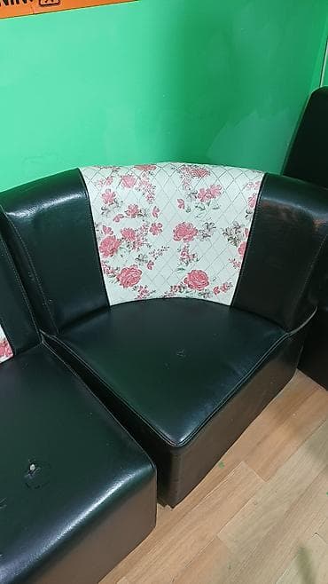 bağ stulu: Burinci səkildə olan 2 dənəsi 30 azn hamısı biryerdə 80 azn — 3