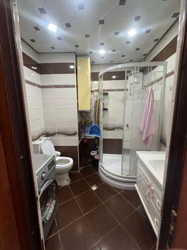 nerimanov prospekti: Bakı, 8-ci mikrorayon, 4 otaqlı, Köhnə tikili, m. Azadlıq Prospekti, 100 kv. m — 9