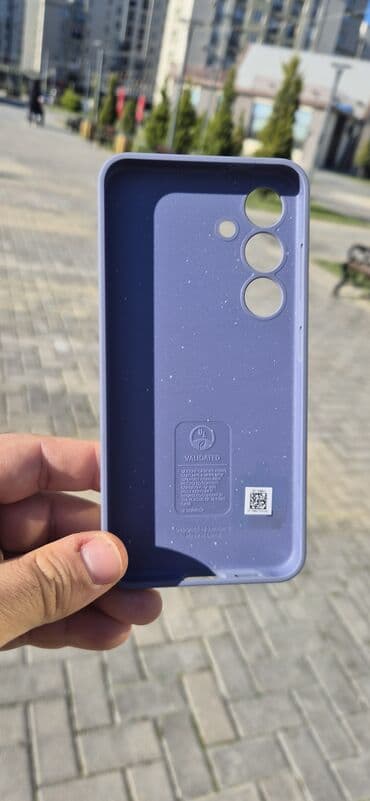 S24 uchun arxalig (kobura), originaldir. 15 azn