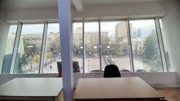 nerimanov icare obyekt: 28 may metrosuna yaxın plazanın icində 35kv sahəsi olan əşyali ofis — 9