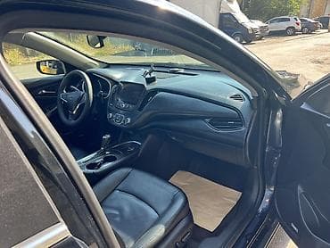 e46 stop: Chevrolet Malibu: 1.5 l | 2018 il 202750 km Sedan — 9