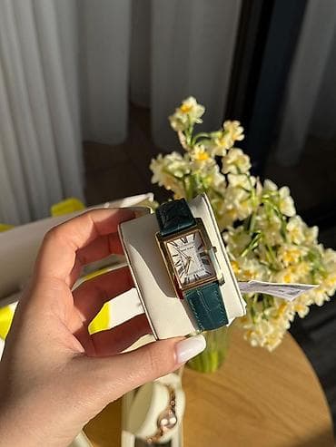 Qadın qol saatı Anne Klein – düzbucaqlı klassik dizayn - Korpus