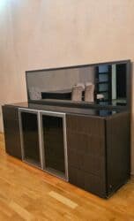 Masalar və oturacaqlar: İşlənmiş, Güzgülü — 1