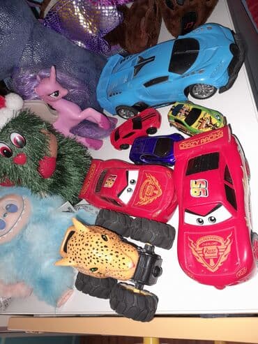 sapka: Uşaq oyuncaqlari tezedir Məzmun: - 2 ədəd plyuş oyuncağı: qulaqlıq — 2