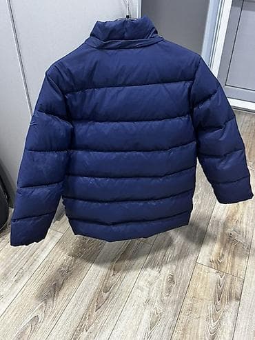 benetton: Uşaq üçün qışlıq puffer gödəkçə – tünd göy rəngdə. Xüsusiyyətlər: - — 2